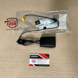 Công tắc seat belt Mercedes C 300 AMG - A2058608801