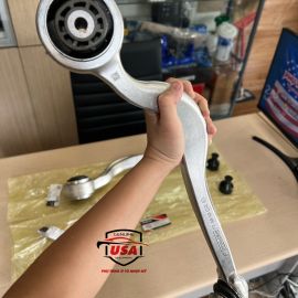 Càng cong trước Mercedes GLC 300  - 2053301705 - 2053301805